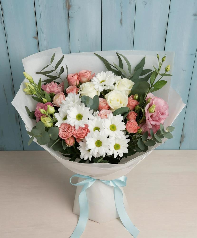 Букет цветов из: Розы, Лизиантусы и Хризантемы в Дружной Горке