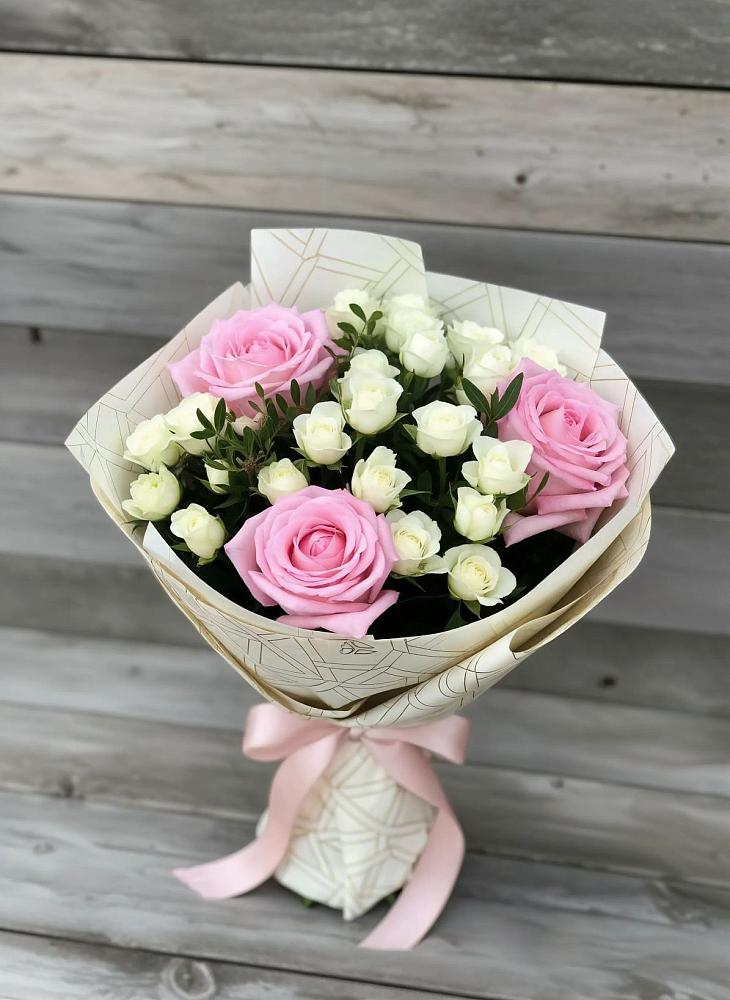 Букет цветов из: Розы в Дружной Горке