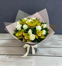 Букет цветов из:  Орхидеи и Розы в Дружной Горке