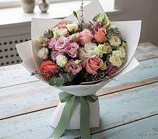 Букет цветов из:  Розы, Лизиантусы и Гвоздики #REPLACE_PRED# Дружной Горке